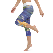 Load image into Gallery viewer, Yoga Capri Leggings - Blue Abstract