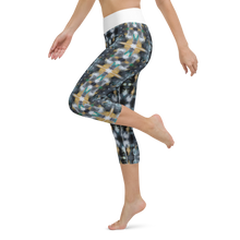 Load image into Gallery viewer, Yoga Capri Leggings - Black and Gold